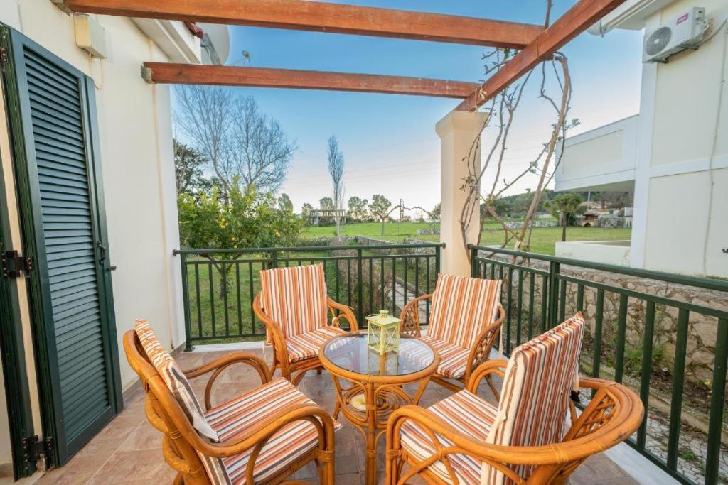 Captain'S Villas Кателиос Экстерьер фото